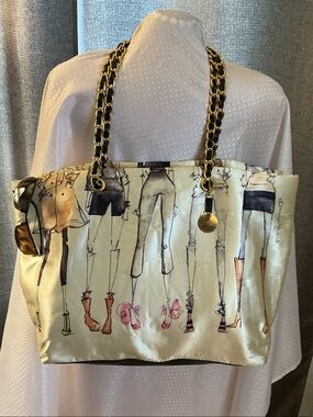 DSW Cream Fashion-Illustration Satin Tote with Gold Chain Handles